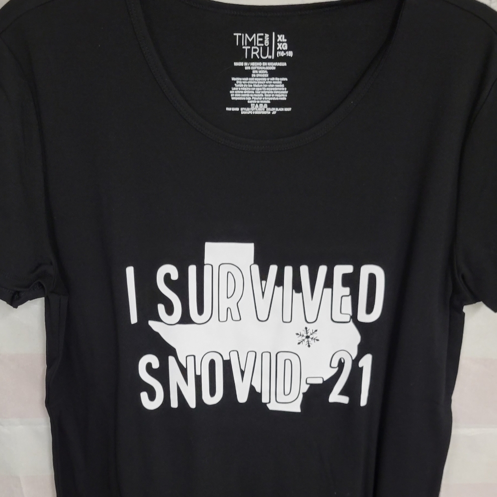 La Ti Da Handmade Creations XL Black I Survived